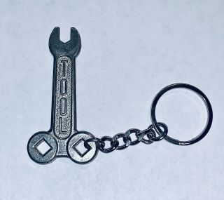 VERY RARE VINTAGE TOOL WRENCH Music Band 10,  000 Days Keychain 3