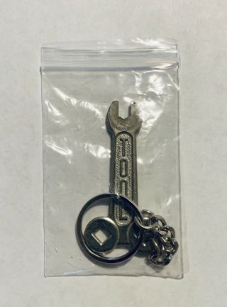 VERY RARE VINTAGE TOOL WRENCH Music Band 10,  000 Days Keychain 7