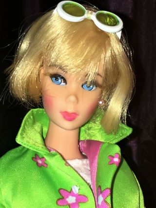 Vintage Barbie Tnt Blonde Twist N Turn