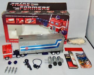 Vintage 1984 Hasbro Transformers G1 Optimus Prime Action Figure Complete Box