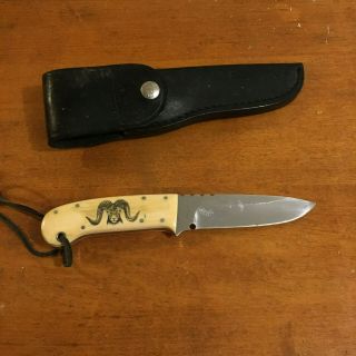 Vintage Skirchak V.  Parrish Ram Scrimshaw 1987 Fixed Blade Knife Buck 103 Sheath