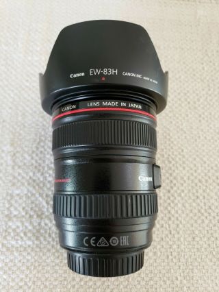 Canon EF 24 - 105mm IS zoom lens / One Owner / Rarely 2
