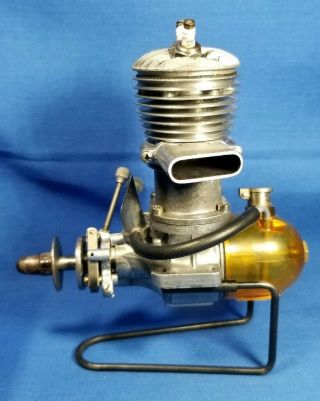 Vintage Cyclone 65 Twin Plug Model Spark Ignition CL/UC Tether Car Engine 4