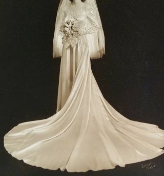 Vintage Bridal Gown Wedding Dress Satin Train Beads Lng Sleeves 1948 Small Tiara