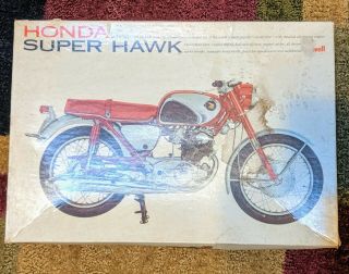 Vintage Revell Honda Hawk 1966 /1969 1/8 Scale Detailed Model Boxed