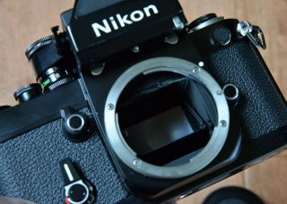 Nikon RARE F2SB BODY MINTY 1977 BLACK Pro Level 35mm Camera DP - 3 Finder 7