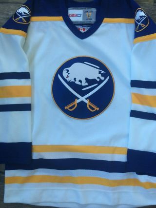 CCM Vintage Hockey,  Buffalo Sabres jersey.  Size Medium. 3