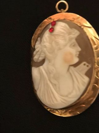 Antique Cameo Brooch / Pendant 10K Yellow Gold 7