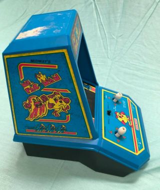 MS.  PACMAN Vintage Tabletop Electronic Game Coleco 1981 Mini Arcade 2