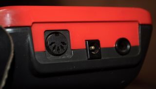 Vintage Red Yamaha Keytar SHS - 10 FM Digital Keyboard With Midi & Strap 8