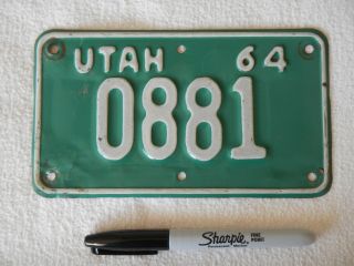 1964 64 Utah Motorcycle License Plate 0881 Vintage Green With White