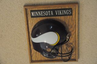 Vintage Full Size Minnesota Vikings Helmet Plaque 3
