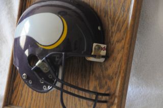 Vintage Full Size Minnesota Vikings Helmet Plaque 6