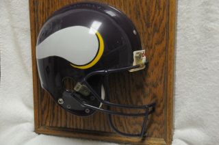 Vintage Full Size Minnesota Vikings Helmet Plaque 7