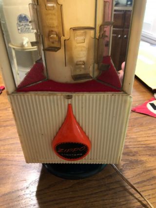 Vintage Circa 1950’s ZIPPO Lighter Advertising Display Case Lighted And Moves 3