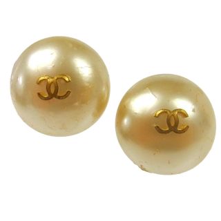 Chanel Vintage Cc Imitation Pearl Earrings Clip - On 0.  9 " Authentic Ak35520h
