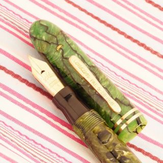 Vintage Conklin Endura Symetrik Senior Green Jade Marble Crescent Fountain Pen