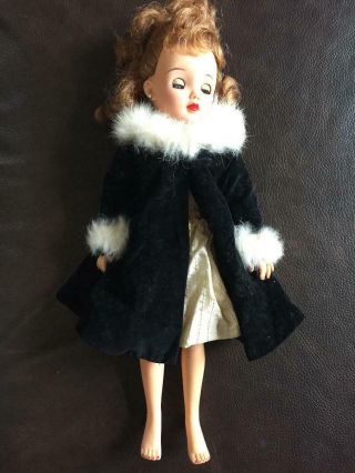 Vintage Ideal Doll MISS REVLON VT - 18 With Rare Outfit 1950 ' s 2