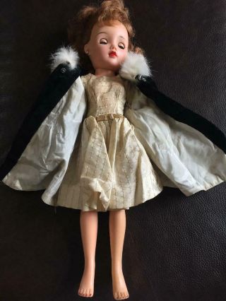 Vintage Ideal Doll MISS REVLON VT - 18 With Rare Outfit 1950 ' s 4