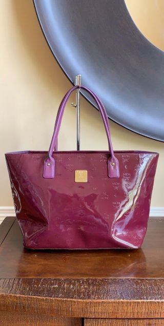 Authentic Mcm Vintage Limited Edition Red Patent Leather Medium Shopper Tote Bag