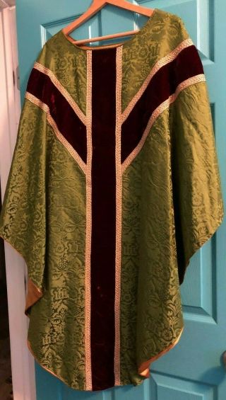 Gorgeous Vintage Catholic Priests Green Brocade And Red Chasuble J.  M.  Hall Inc.