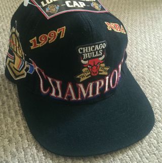 Vintage Chicago BULLS 1997 NBA Basketball CHAMPIONS HAT Cap JORDAN Pippen 2