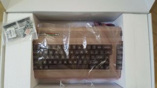 RARE Commodore USA 64 chasis w/keyboard MIB 3