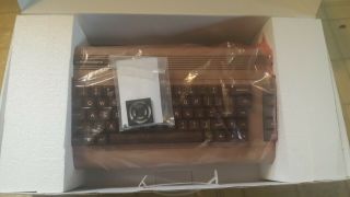 RARE Commodore USA 64 chasis w/keyboard MIB 4