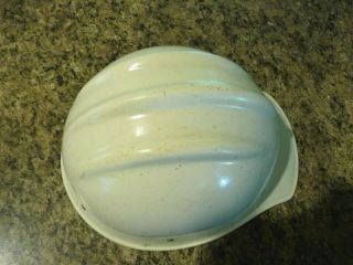 VINTAGE WHITE FIBERGLASS BULLARD 502 Hard Hat IRONWORKER 7