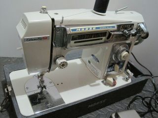 Vintage Morse Fotomatic Iv Automatic Zig Zag Sewing Machine Model 4400,  Case