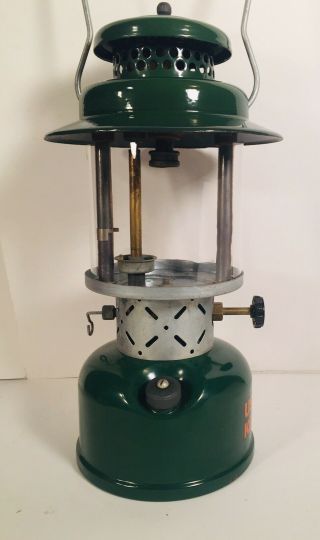 Vintage Coleman Lantern Model 237 B - 1947 - Only Kerosene.  Old Stock 6