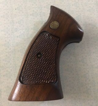 Vintage Smith & Wesson S&w Walnut Checkered Target Pistol Grips K Frame Sq Butt