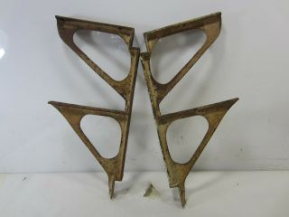 2 Vintage Cast Iron 2 Shelf Wall Brackets