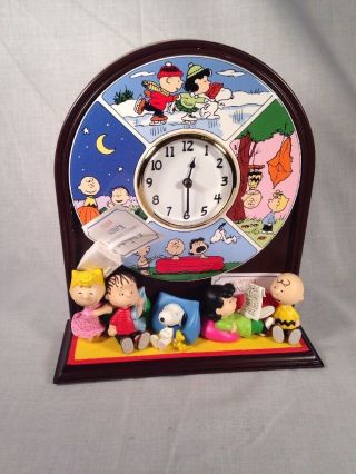 Nib - Peanuts " Four Seasons " Clock - Vintage - Danbury - Rare Snoopy