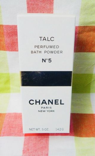 Rare - - Vintage Chanel No 5 Talc Perfumed Bath Powder 5.  0 Oz 142g