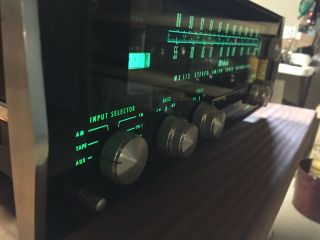 Vintage McIntosh MX113 Stereo Preamplifier/AM and FM tuner 2