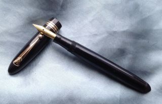 Vintage " Swan " 4260 Leverless Pen,  14ct Flexy Nib,  Mabie Todd,  England C.  1948