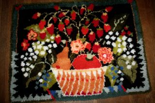 Vintage Finished Handmade Latch - Hook Rug,  Acrylic,  Strawberry/fruit Basket