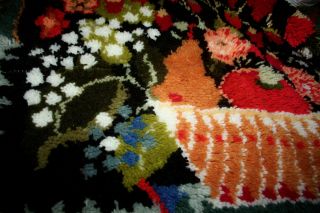 Vintage finished handmade latch - hook rug,  acrylic,  strawberry/fruit basket 2