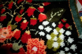 Vintage finished handmade latch - hook rug,  acrylic,  strawberry/fruit basket 4