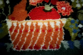 Vintage finished handmade latch - hook rug,  acrylic,  strawberry/fruit basket 6