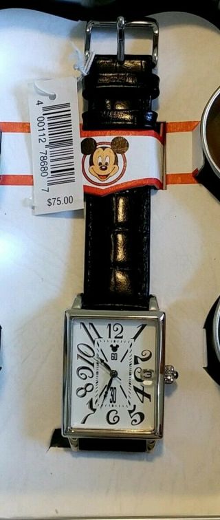 Disney Beautifull Vintage Clock Face Calander Mickey Mouse Watch.  in Tin 8