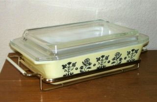 Vintage Pyrex Spacesaver Casserole Needlepoint/embroider With Lid&cradle 50 