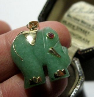Vintage 585 14ct Gold Real Jade & Ruby Gem Stone Elephant Necklace Pendant 3.  65g