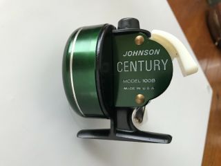 Vintage Johnson Century Model 100B Spin cast Reel 3