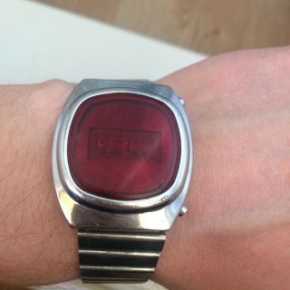 Soviet electronics 1 led watch Russia USSR vintage wristwatch digital pulsar 3