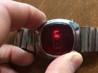 Soviet electronics 1 led watch Russia USSR vintage wristwatch digital pulsar 5