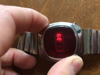 Soviet electronics 1 led watch Russia USSR vintage wristwatch digital pulsar 6