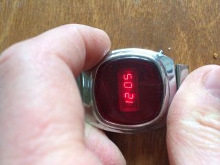 Soviet electronics 1 led watch Russia USSR vintage wristwatch digital pulsar 7