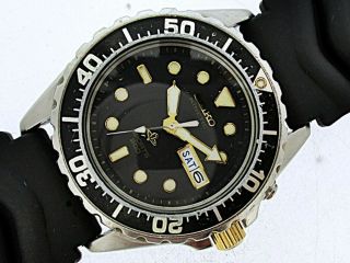 Vintage Seiko Black Dial 5m43 0a40 Kinetic Sports 656093 Gold Ss Mens Watch $1